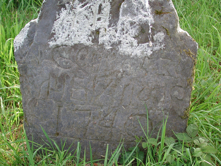 1740 Gravestone 3.jpg 522.0K